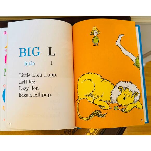 Dr Seuss One Fish Two Fish Red Blue Fish, ABC, The Foot Book Beginner Books NEW - Picture 8 of 11